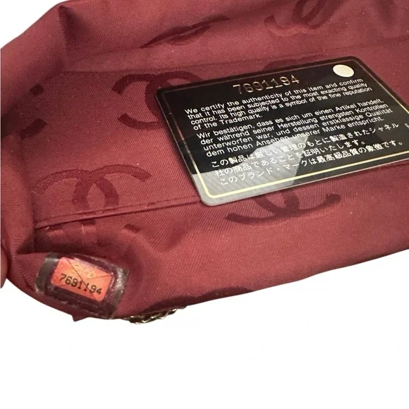 CHANEL Quilted Brown Leather Tote with Gold Chain Handles - Picture 5 of 16